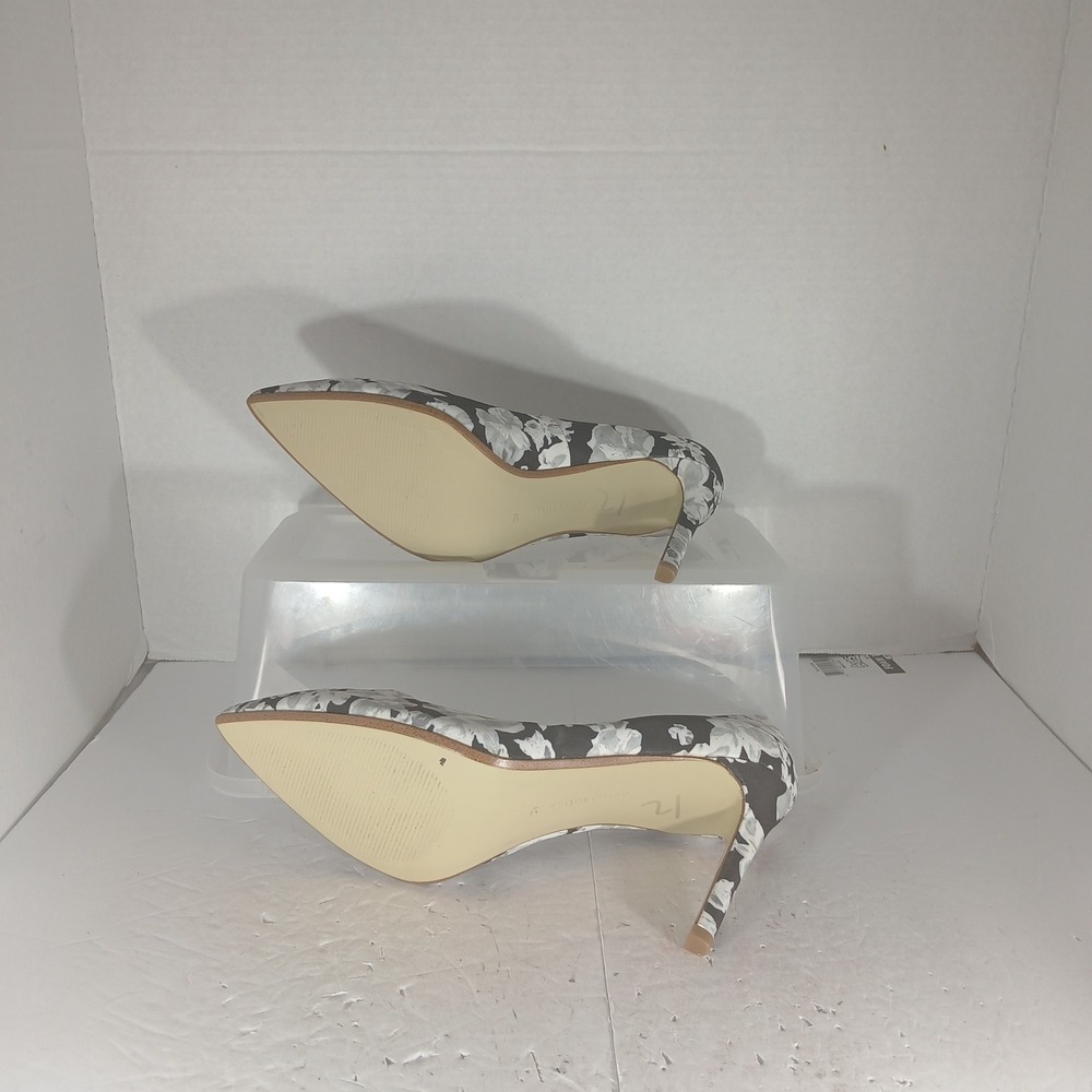 Banana Republic Floral Pointed Toe Pumps 9.5 Black White Grey Stiletto Career - Picture 7 of 9